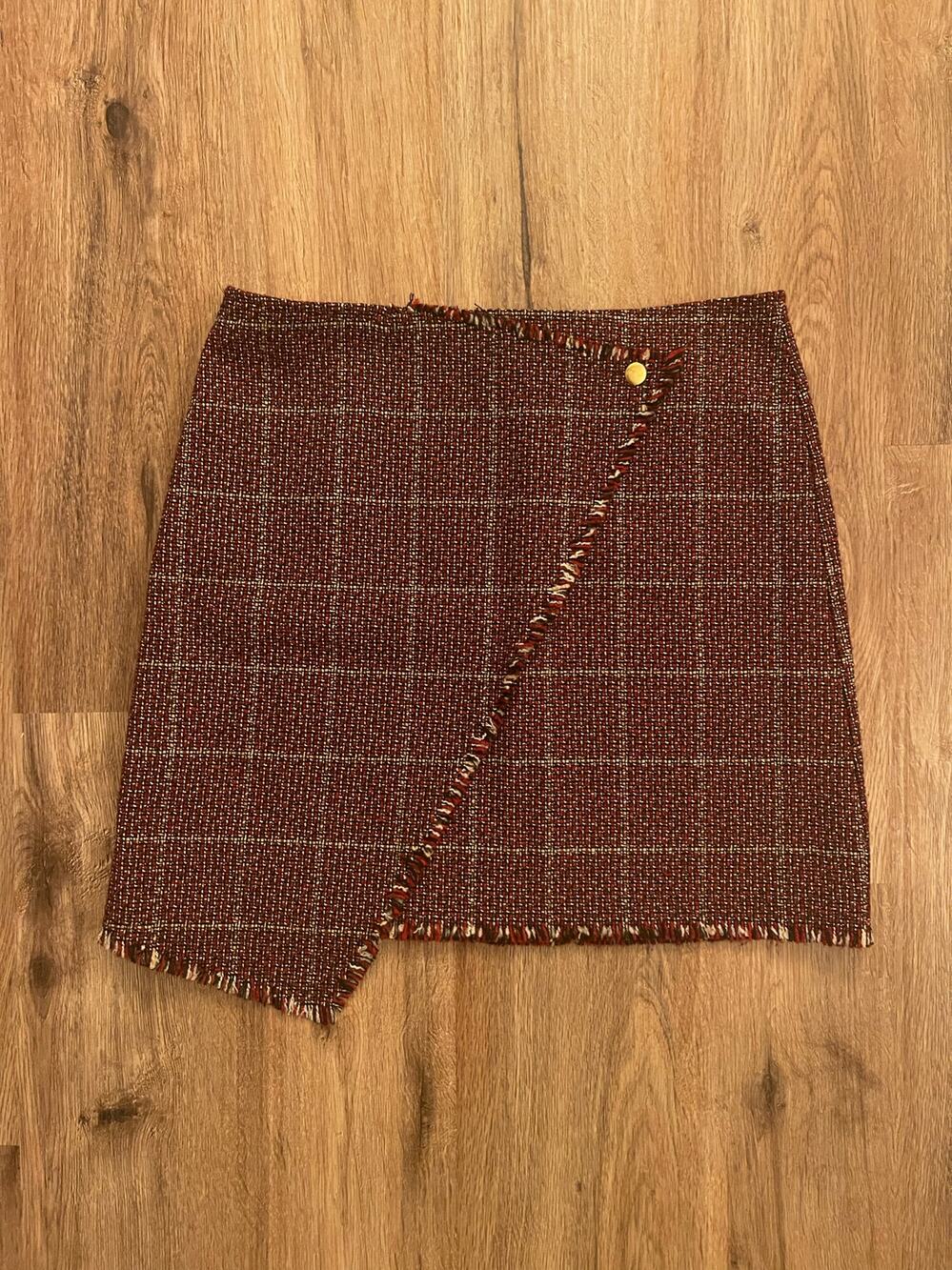 Lucca Red / Black Plaid Skirt Size Medium